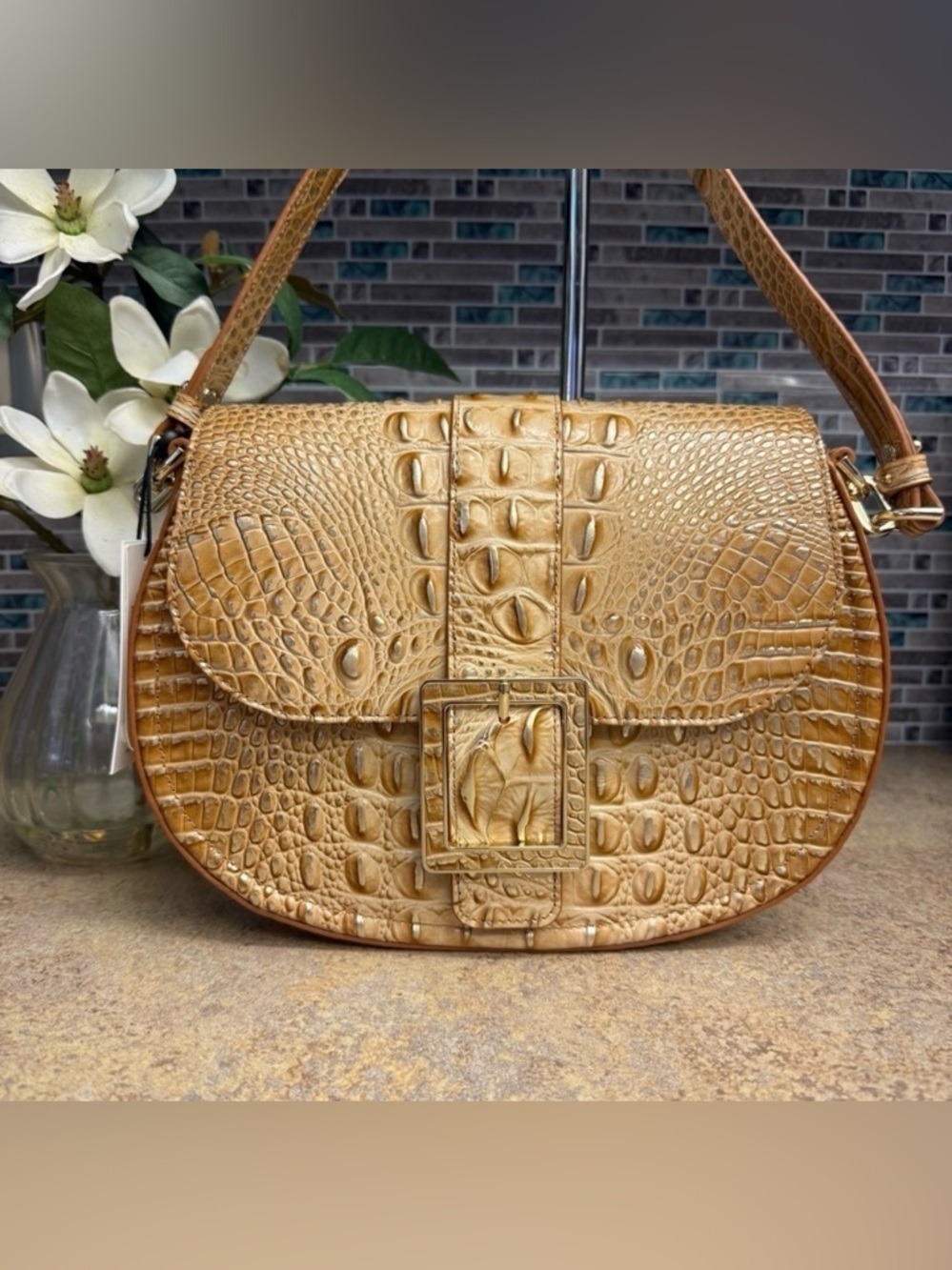 NWT Brahmin Cynthia golden Honey Brown purse - Picture 2 of 8